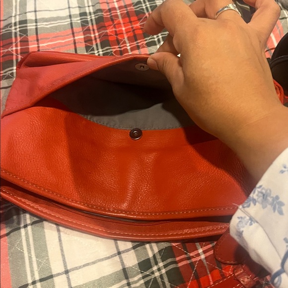 The Sak Leather Hobo Shoulder Bag Purse Scarlet Red - Picture 8 of 8